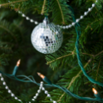 4 Tips for a Chic Holiday Season – Fantastic Four Friday