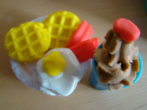 Waffles, Eggs and Smoothies made from Play Doh Flip 'n' Serve Breakfast Playset