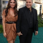Kevin James and wife Steffiana de la Cruz at the LA Premiere 'ZOOKEEPER.