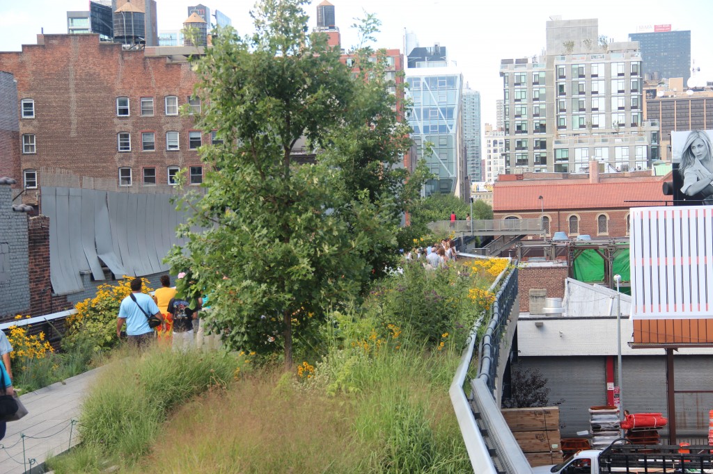 "The Highline Park'