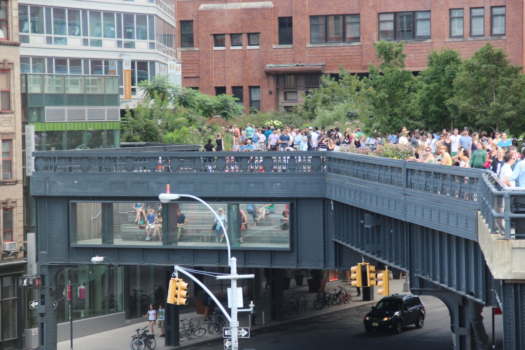 "The High Line 10th Avenue Square"