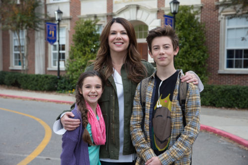 (Left to right) Alexa Nisenson, Lauren Graham and Griffin Gluck in MIDDLE SCHOOL to be released by CBS Films and Lionsgate.