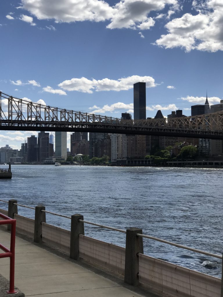 "59th Street Bridge Roosevelt Island"