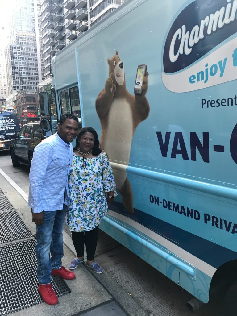 "Charmin Van GO, Anthony Anderson"