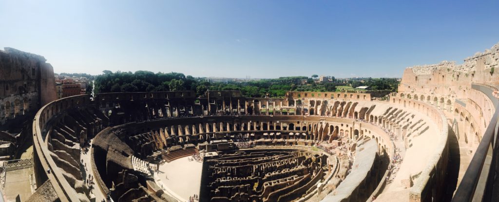 SELFIE AT THE COLOSSEUM